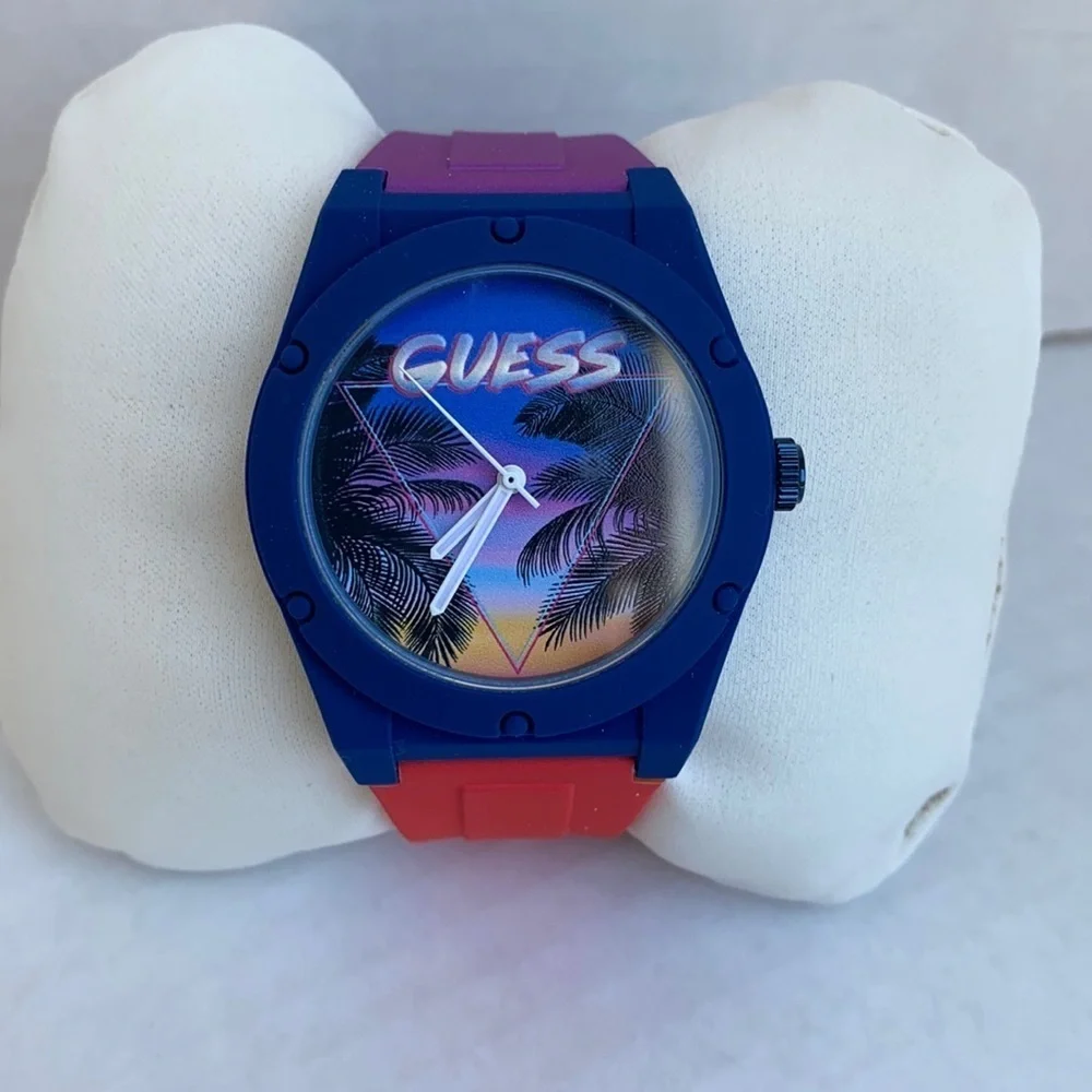New GUESS Women's Watch
